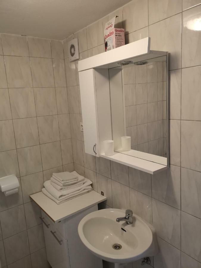 Rooms & Apartment Hegic Zadar Eksteriør billede